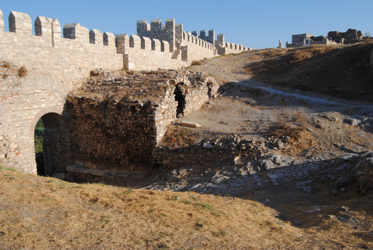 Batı Giriş, İç Kısım Kuzey Bölüm (Kazı Öncesi) Batı Giriş, İç Kısım Kuzey Bölüm (Kazı Öncesi)