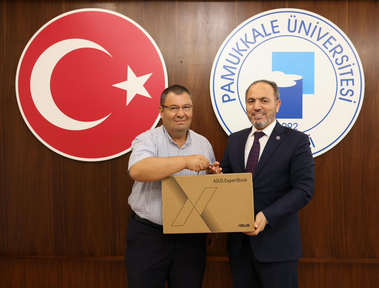 prof-dr-erkan-yuce’ye-basari-odulu