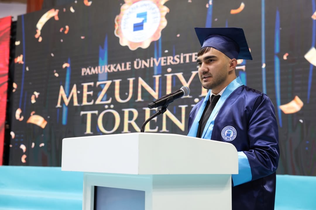 pamukkale-universitesi-muhendislik-fakultesi-mezuniyet-toreni-coskuyla-gerceklestirildi