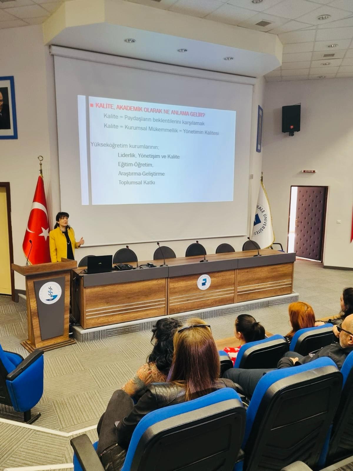 arkeoloji-bolumu-kalite-ve-akreditasyon-bilgilendirme-toplantisi