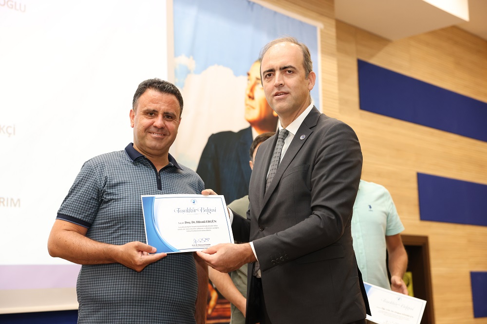 ogretim-uyemize-odul