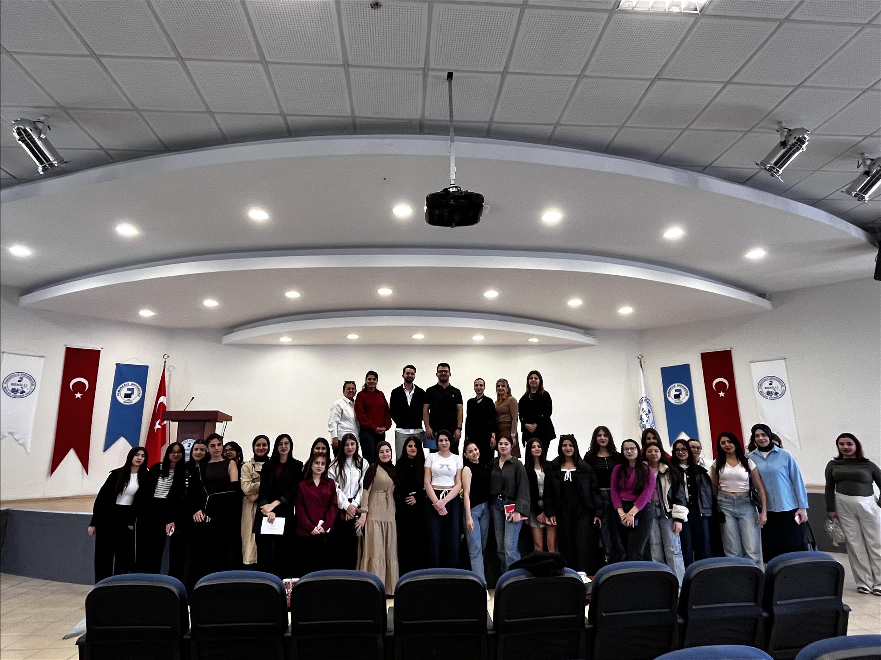 bekilli-myo’da-“teoriden-gercek-hayata-marka-reklam-ve-yapay-zekâ”-soylesisi-duzenlendi