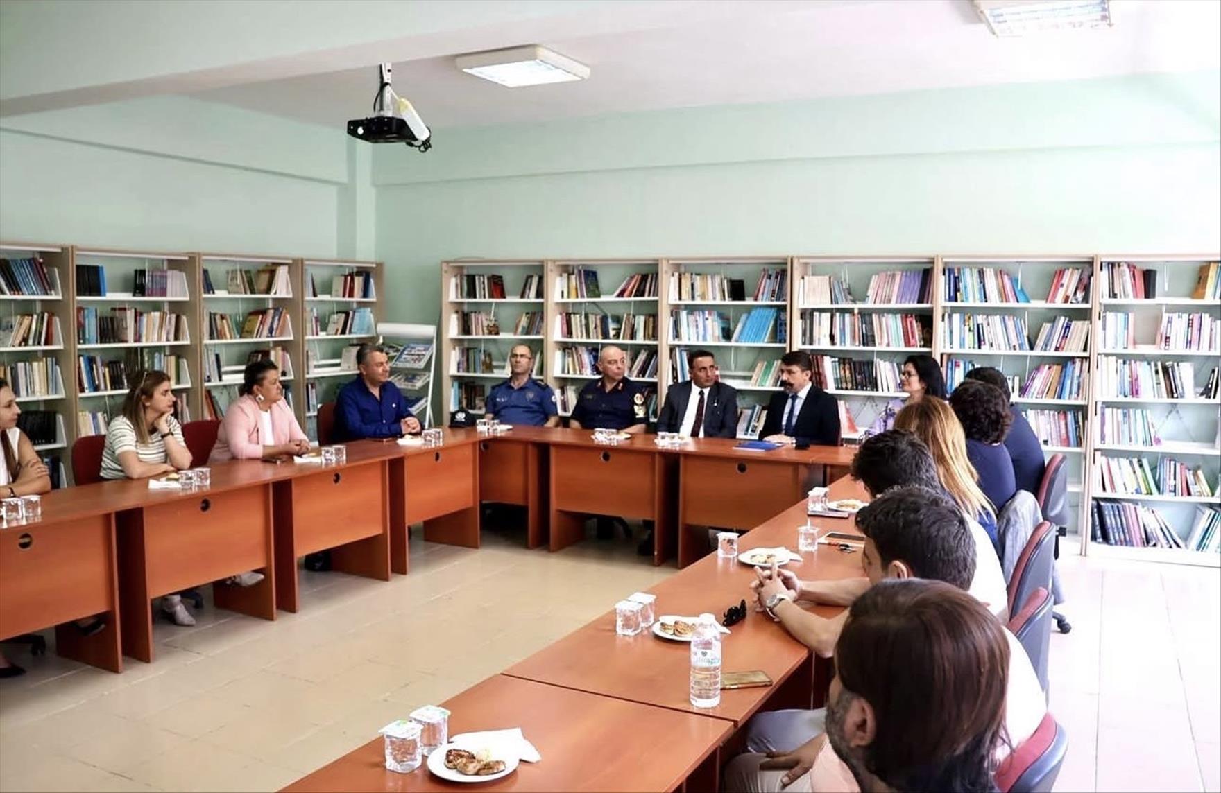 bekilli-kaymakami-abdullah-melikoglu’ndan-bekilli-myo’ya-ziyaret