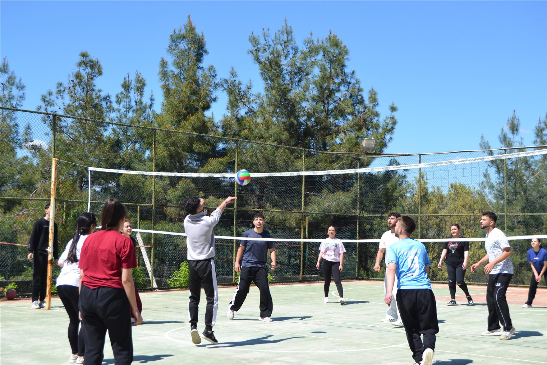 bekilli-myo’da-voleybol-turnuvasi-coskuyla-tamamlandi