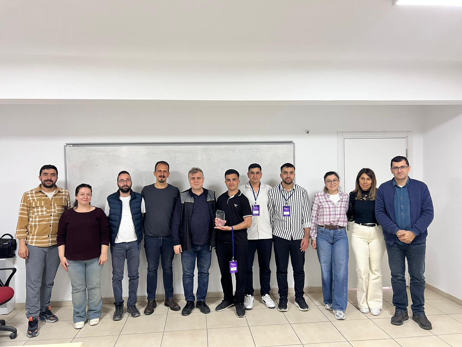11-kultur-ve-sanat-bilgi-yarismasinda-3-olan-ogrencilerimiz-2