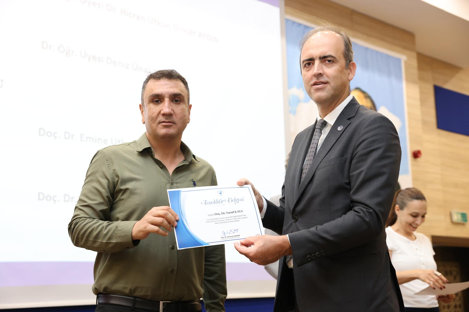 akademik-basari-odulleri