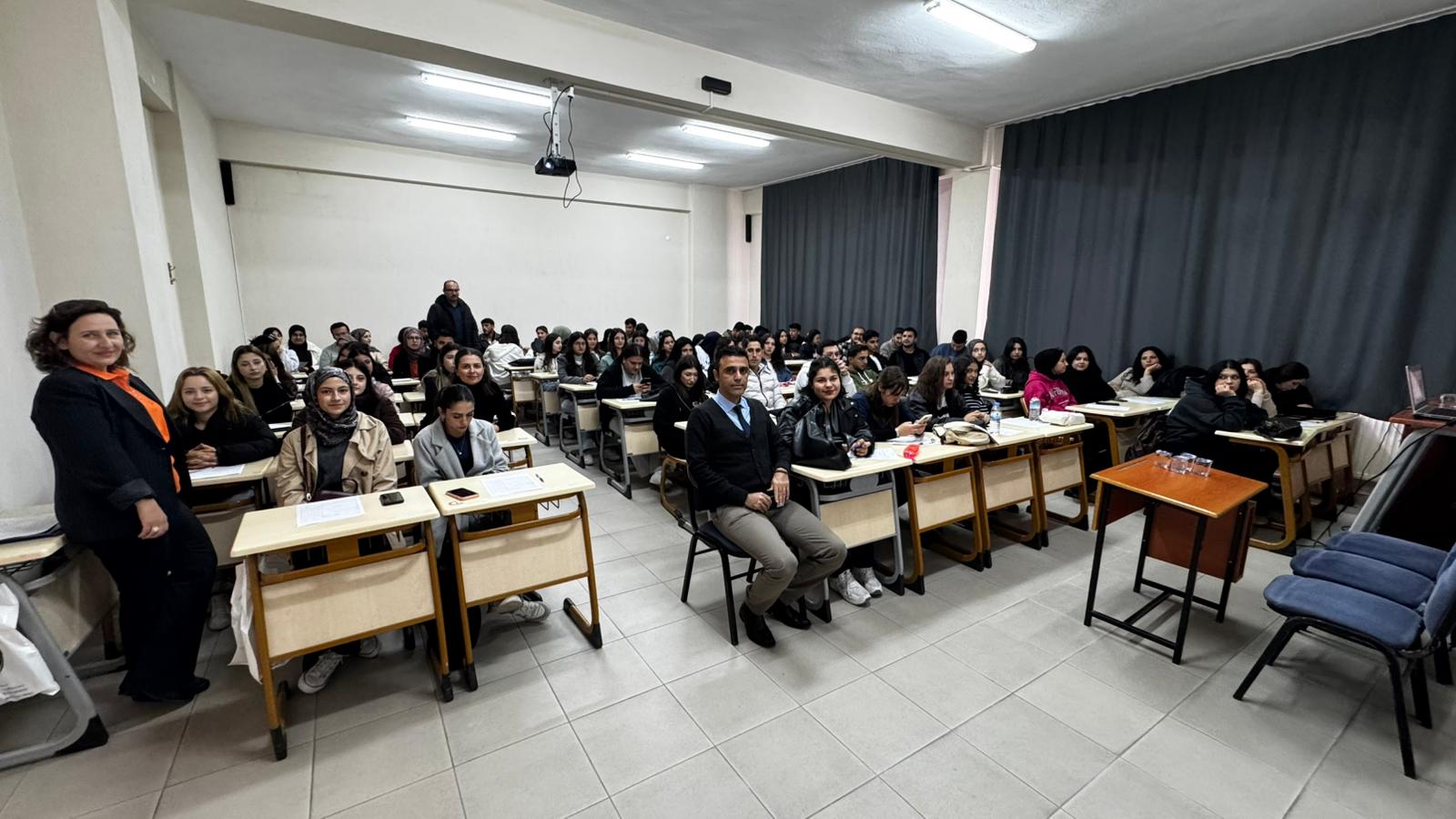 mulakat-teknikleri-etkili-cv-hazirlama-ve-isgucu-piyasasi-konferansi-2