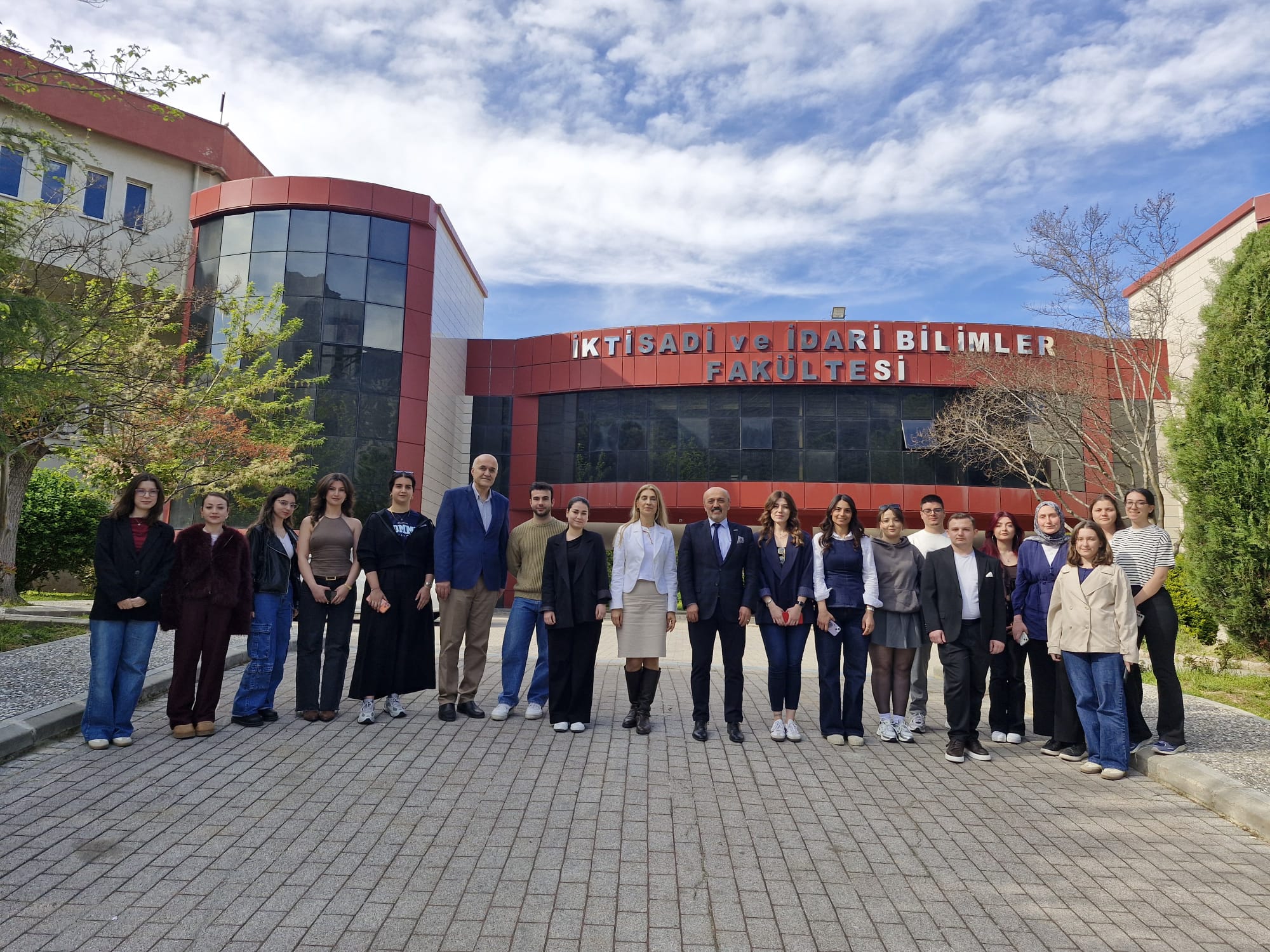 industry-professionals-join-labour-market-practices-in-turkey-course
