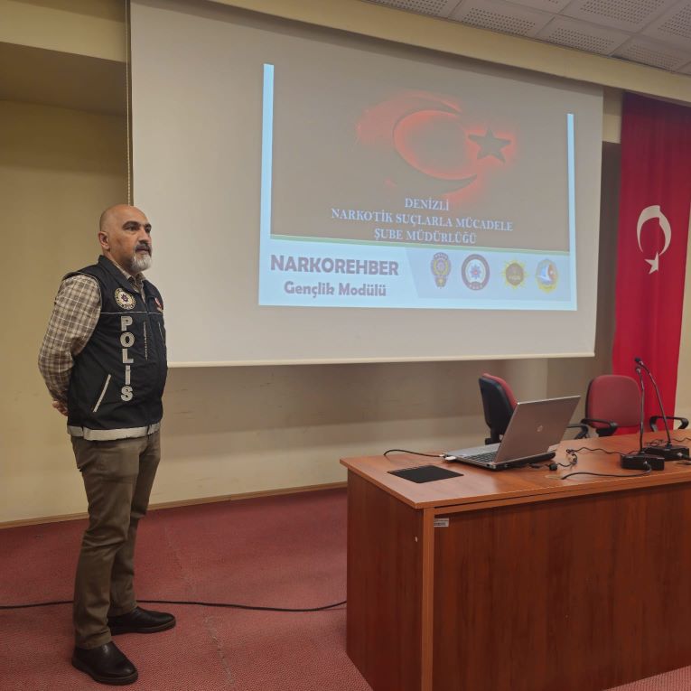 civril-yerleskesinde-“madde-bagimliligi-ile-mucadele”-konferansi-duzenlendi