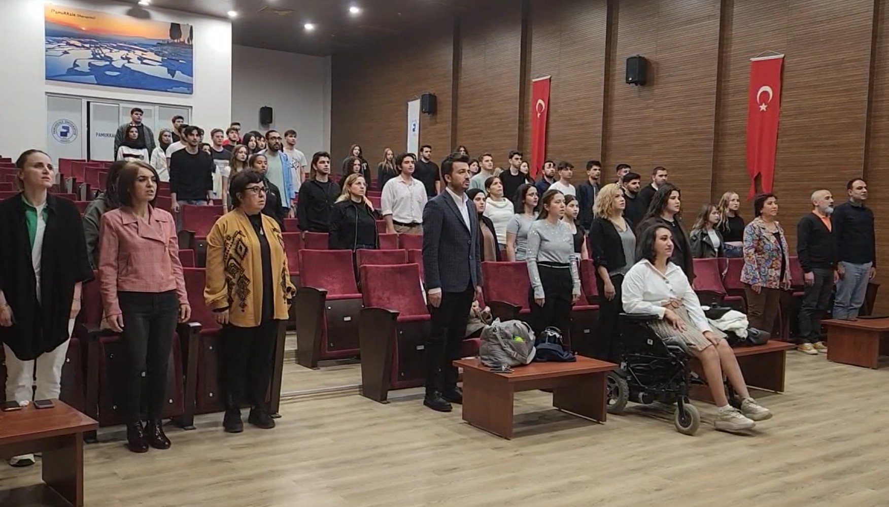 pau-dsbmyo’da-“kariyer-sohbetleri”nin-15si-engelsiz-yasam-temasiyla-gerceklestirildi