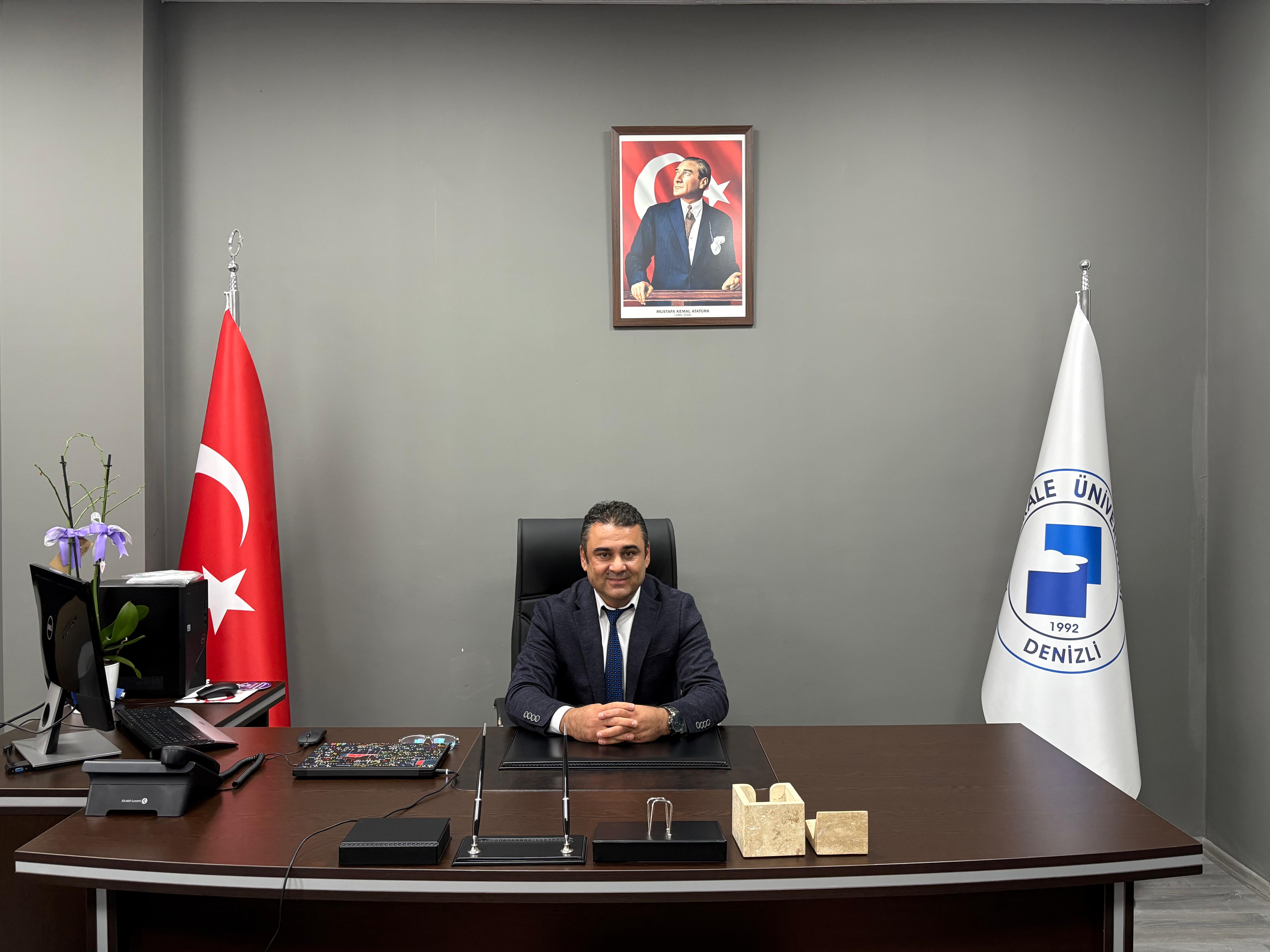 Fen Fakültesi Dekanı Prof. Dr. Mustafa Aşcı