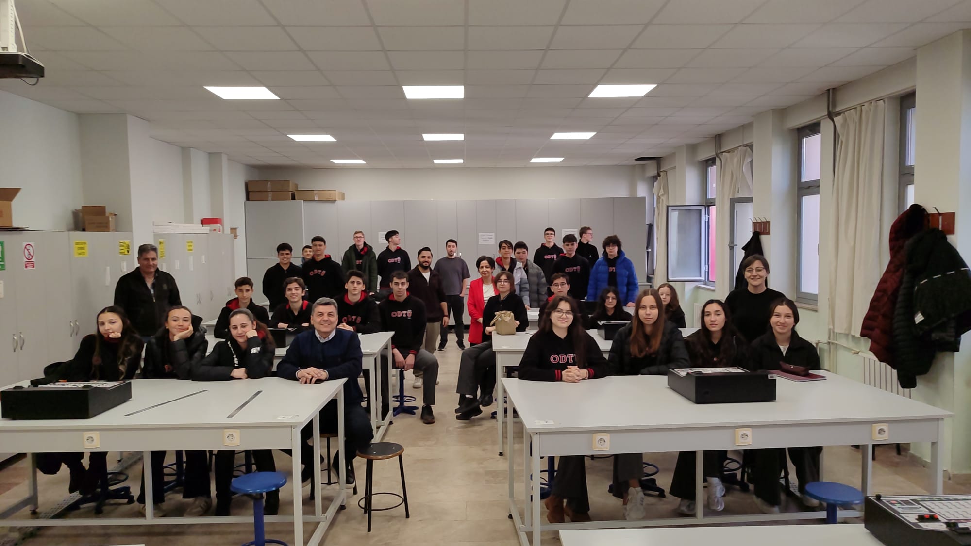 odtu-gelistirme-vakfi-ozel-denizli-okullari-10-sinif-ogrencileriyle-bir-araya-geldik