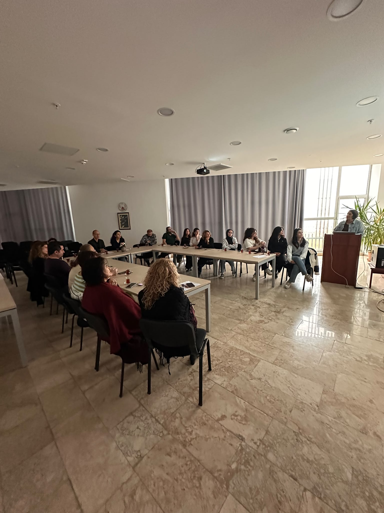 fizyoterapi-ve-rehabilitasyon-fakultesi-akademik-kurul-toplantisi-gerceklestirildi