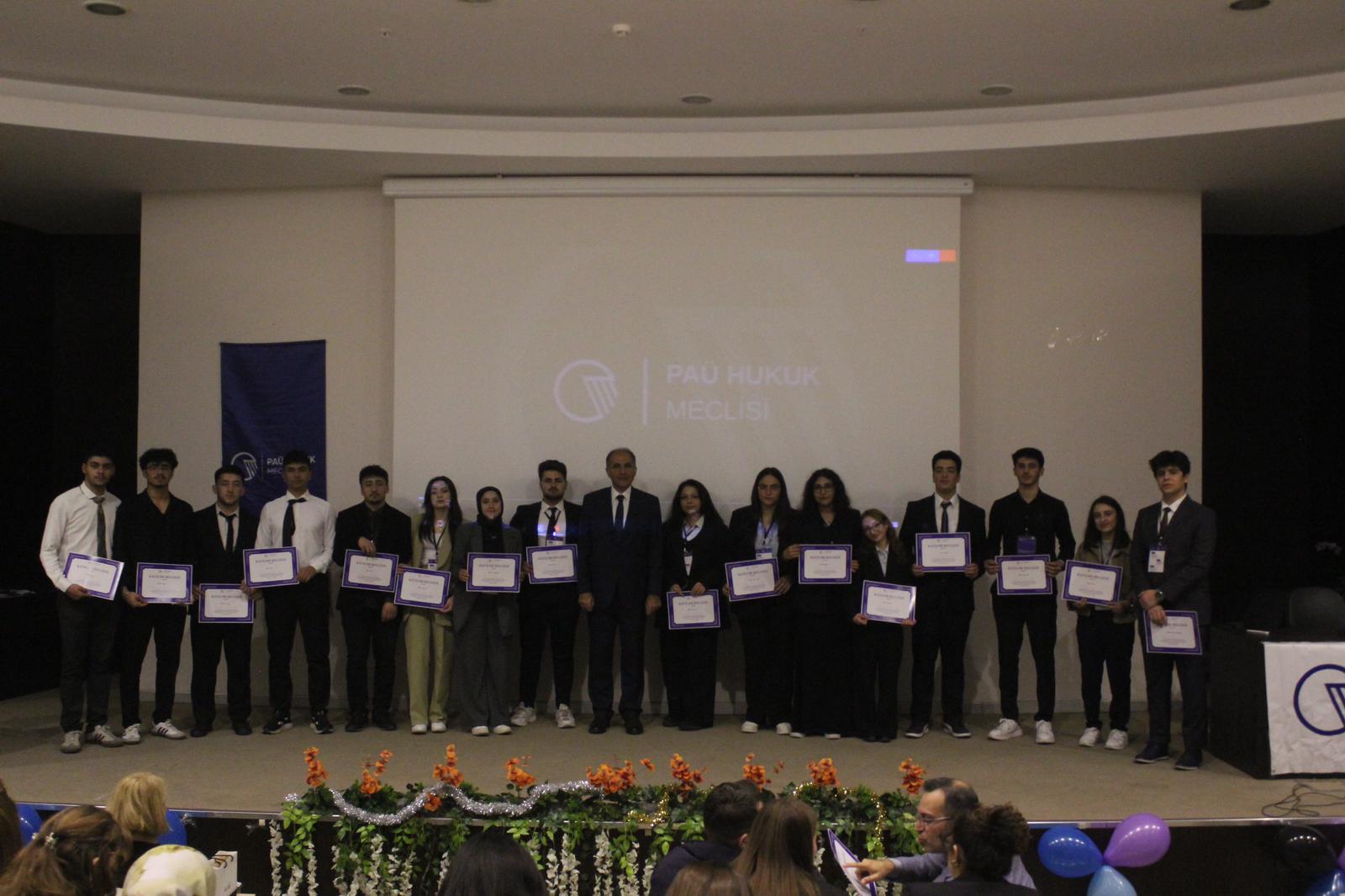 hukuk-fakultesi-meclis-simulasyonu-etkinligi-gerceklestirildi