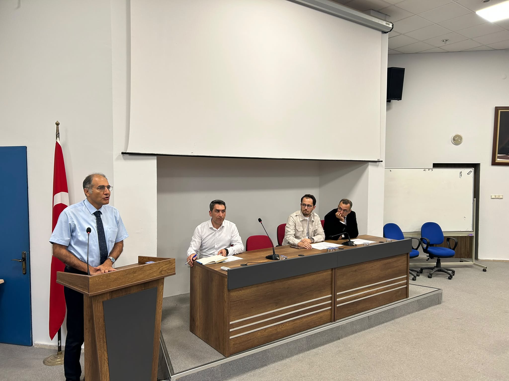 fakultemiz-akademik-kurul-toplantisi-gerceklestirildi-3