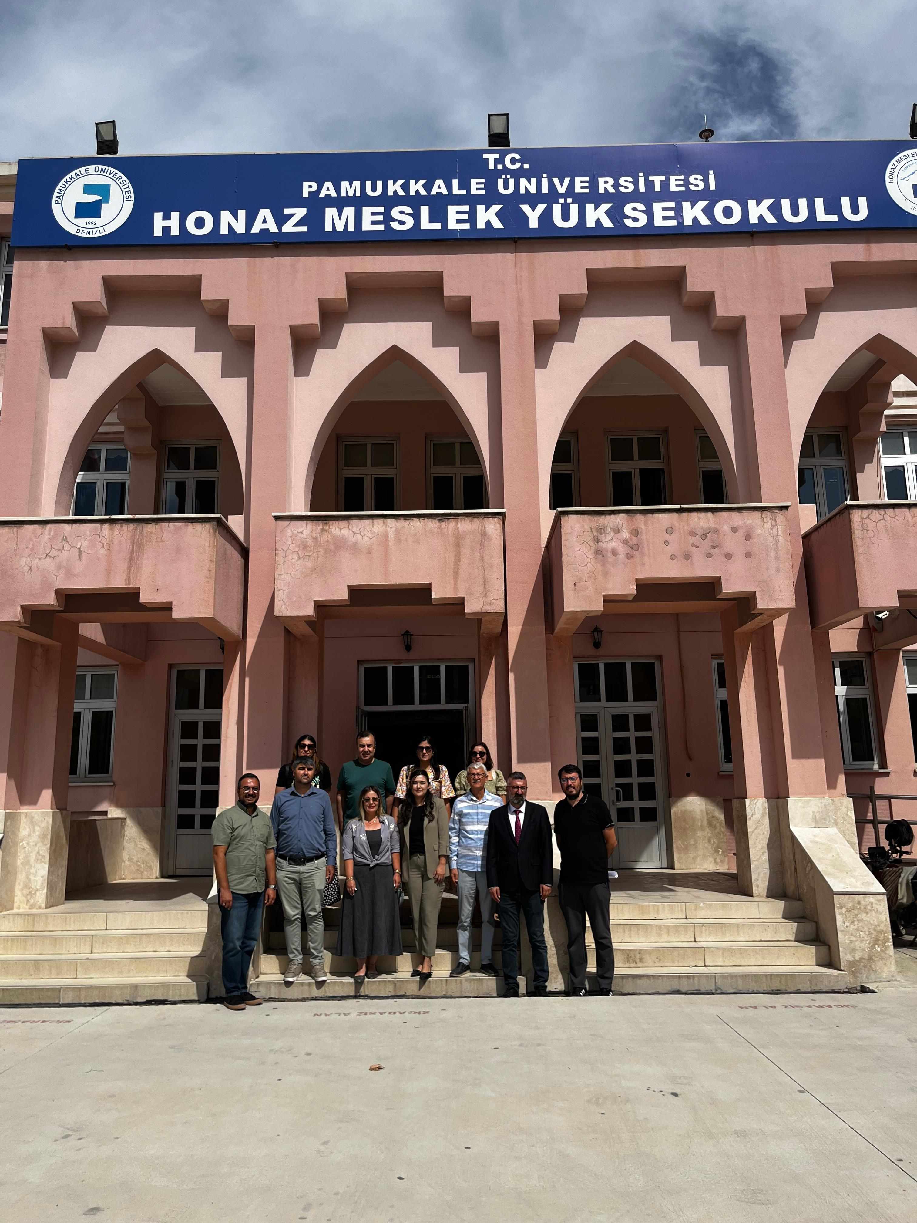 honaz-halk-egitimi-merkezi-yonetiminden-yuksekokulumuza-ziyaret-ve-is-birligi-gorusmesi