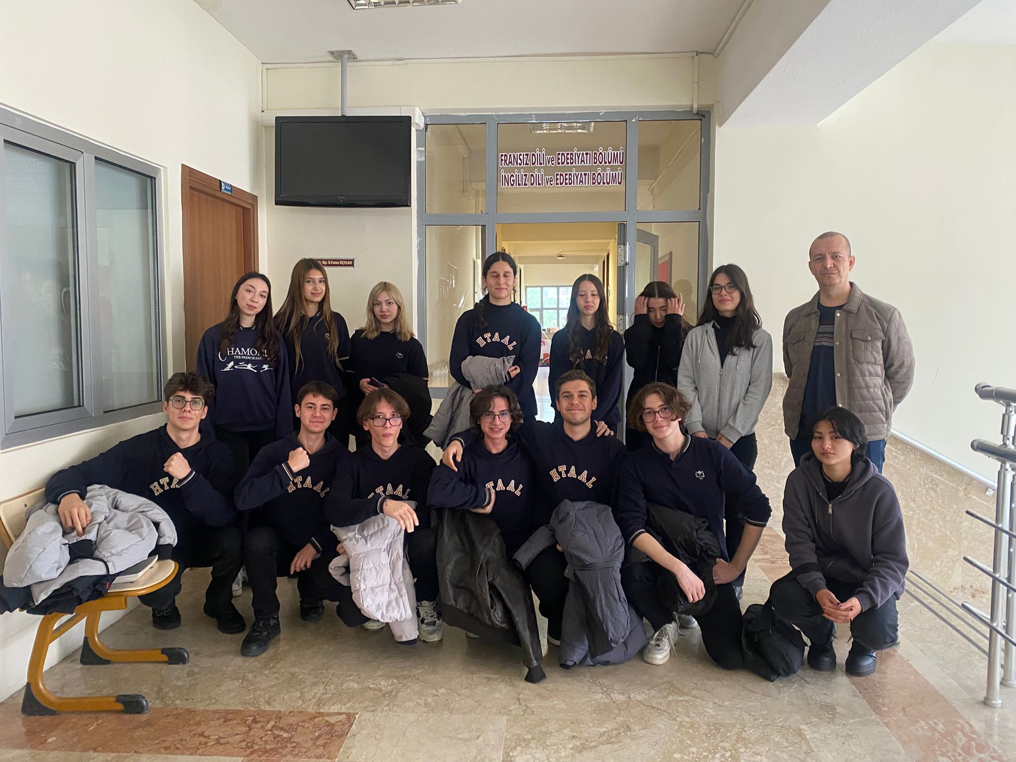 ?hasan-tekin-ada-lisesi-ingilizce-ogretmeni-ve-ogrencilerinden-ingiliz-dili-ve-edebiyati-bolumumuze-ziyaret