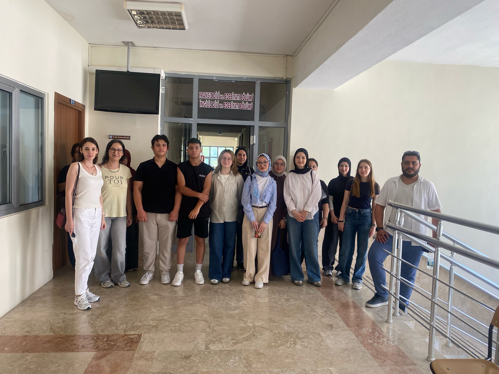 denizli-anadolu-imam-hatip-lisesi-ogrencilerinden-ingiliz-dili-ve-edebiyati-bolumumuze-ziyaret