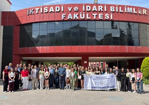 calisma-ekonomisi-bolumu-ogrencilerini-ve-mezunlarini-ikinci-kez-bulusturdu