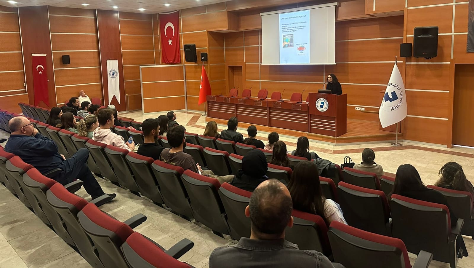 fakultemiz-gun-ortasi-seminerleri-kapsaminda-surdurulebilirlik-kavramsal-temelleri-ve-is-dunyasindaki-yansimalari-adli-seminer-gerceklestirildi