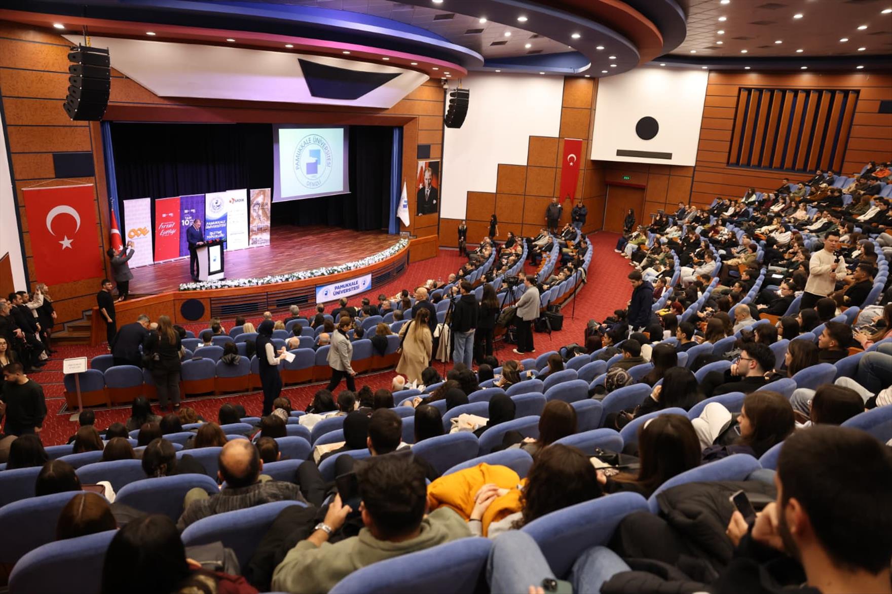 rector-gungor-participated-in-the-11th-entrepreneurship-and-leadership-program-in-the-business-world-held-at-pau