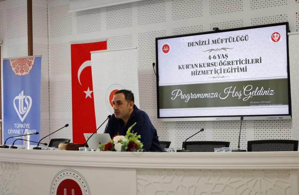 fakultemiz-ogretim-uyeleri-tarafindan-4-6-yas-kur’an-kursu-ogreticilerine-yonelik-hizmet-ici-egitim-programi-duzenlendi
