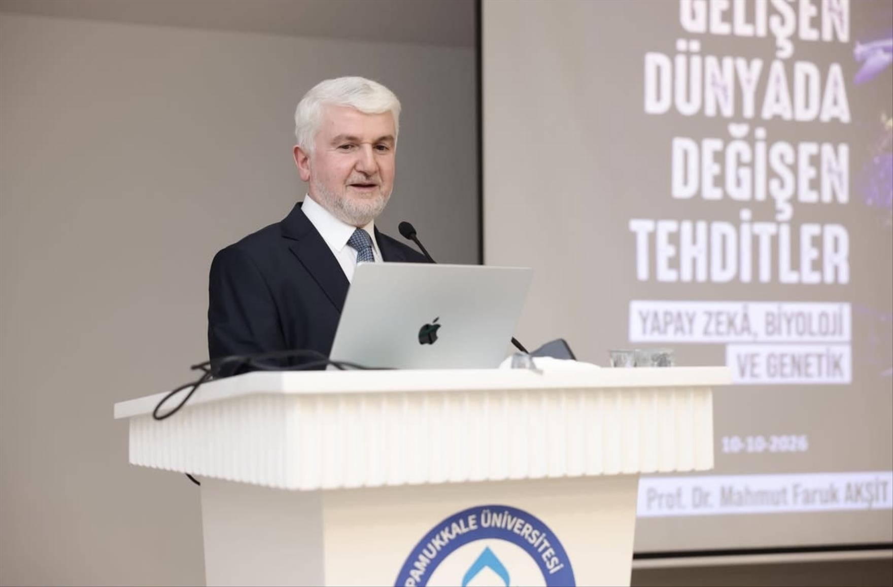 -tei-genel-muduru-prof-dr-mahmut-faruk-aksit’in-yapay-zeka-konferansina-yogun-ilgi