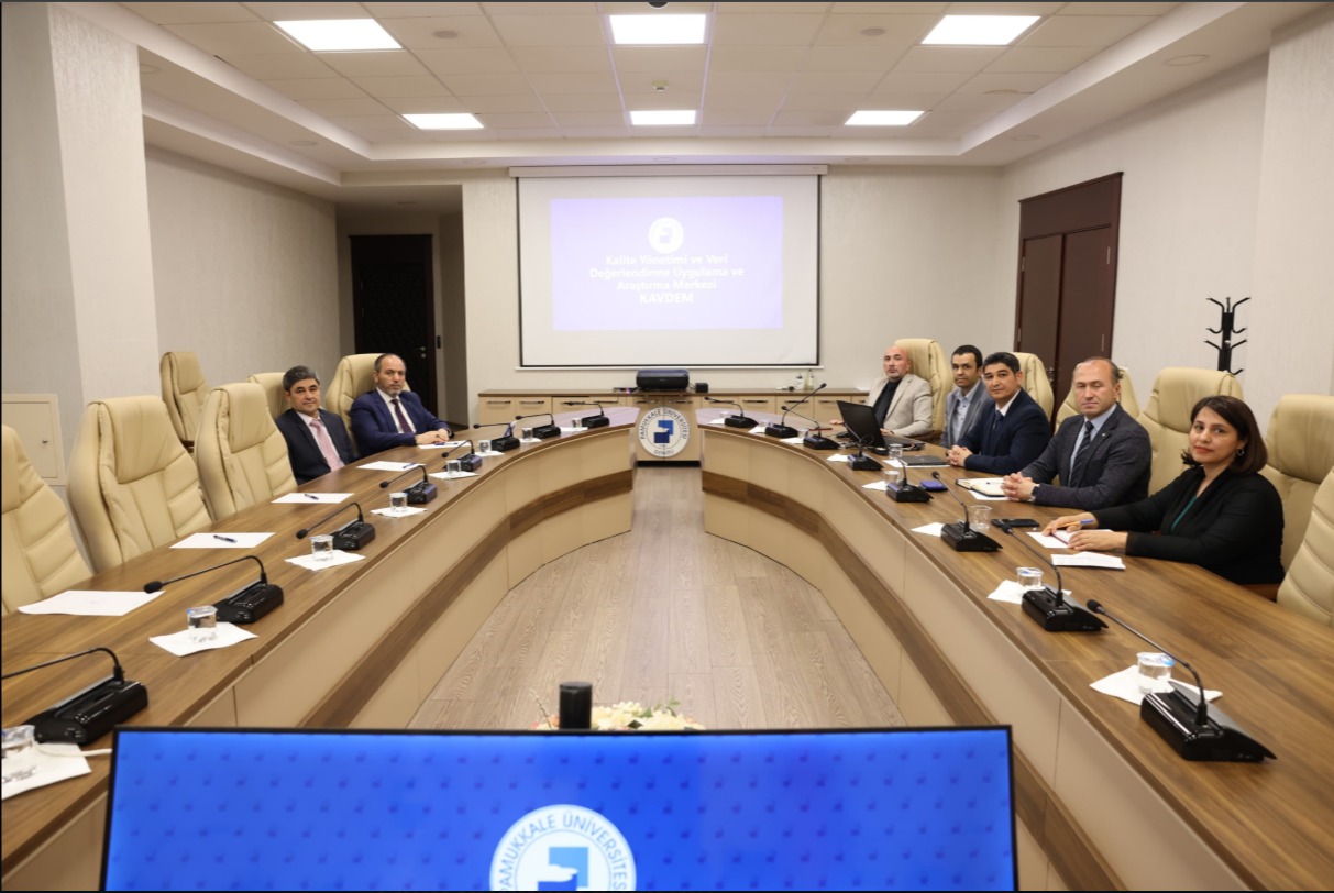 rektorumuz-prof-dr-mahmud-gungor-kavdem-muduru-prof-dr-yildiray-turhan-ve-ekibiyle-bir-araya-geldi