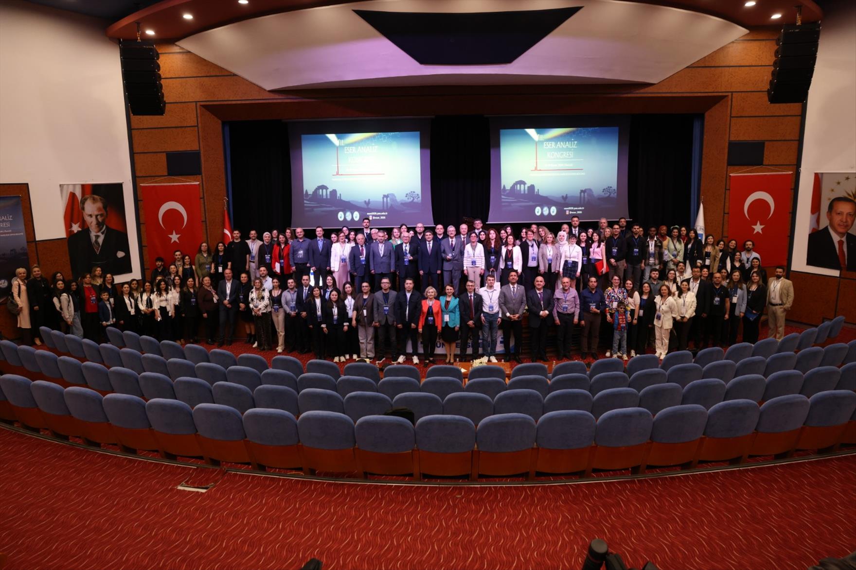 bilim-dunyasi-denizli’de-bulustu-vii-eser-analiz-kongresi-pau’de-basladi