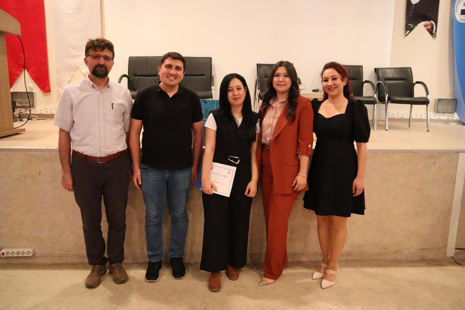 isg-mezunumuzdan-programimiza-guclu-katki-mulkiye-ozdemir-ogrencilerle-deneyimlerini-paylasti