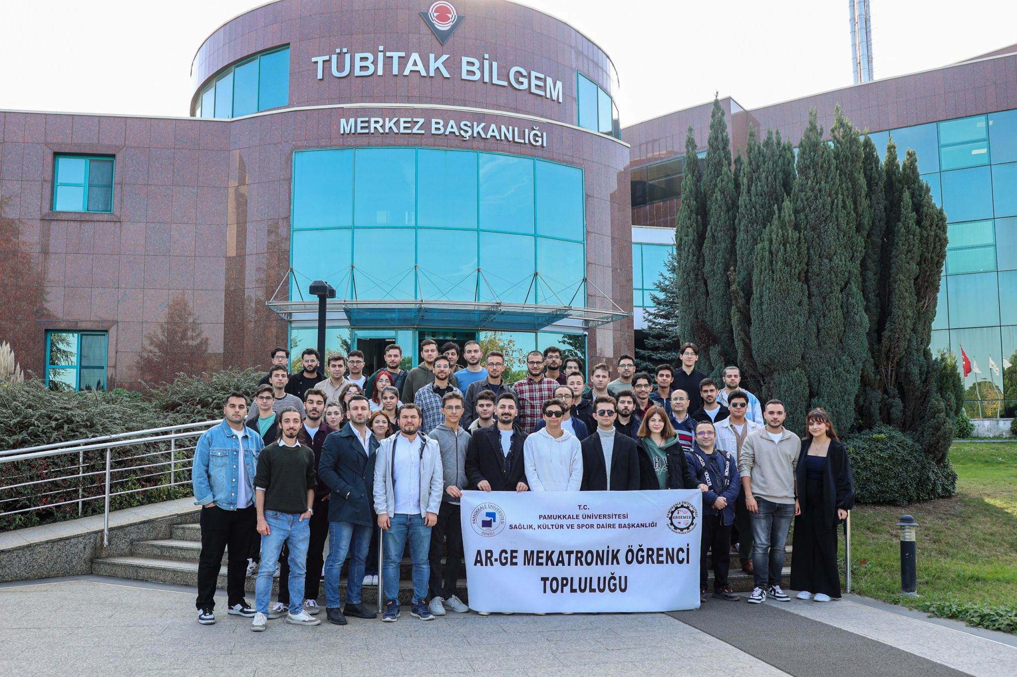 ar-ge-mekatronik-ogrenci-toplulugu-tubitak-bilgem-ve-bilisim-vadisine-teknik-gezi-duzenledi-3