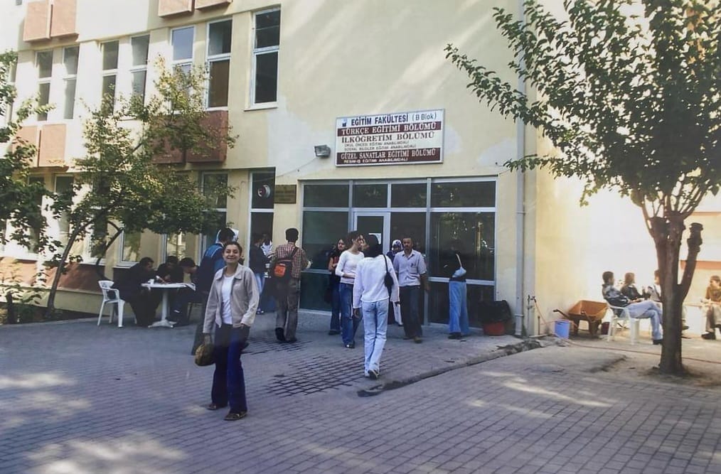 Resim-İş Eğitimi Bölümü Girişi