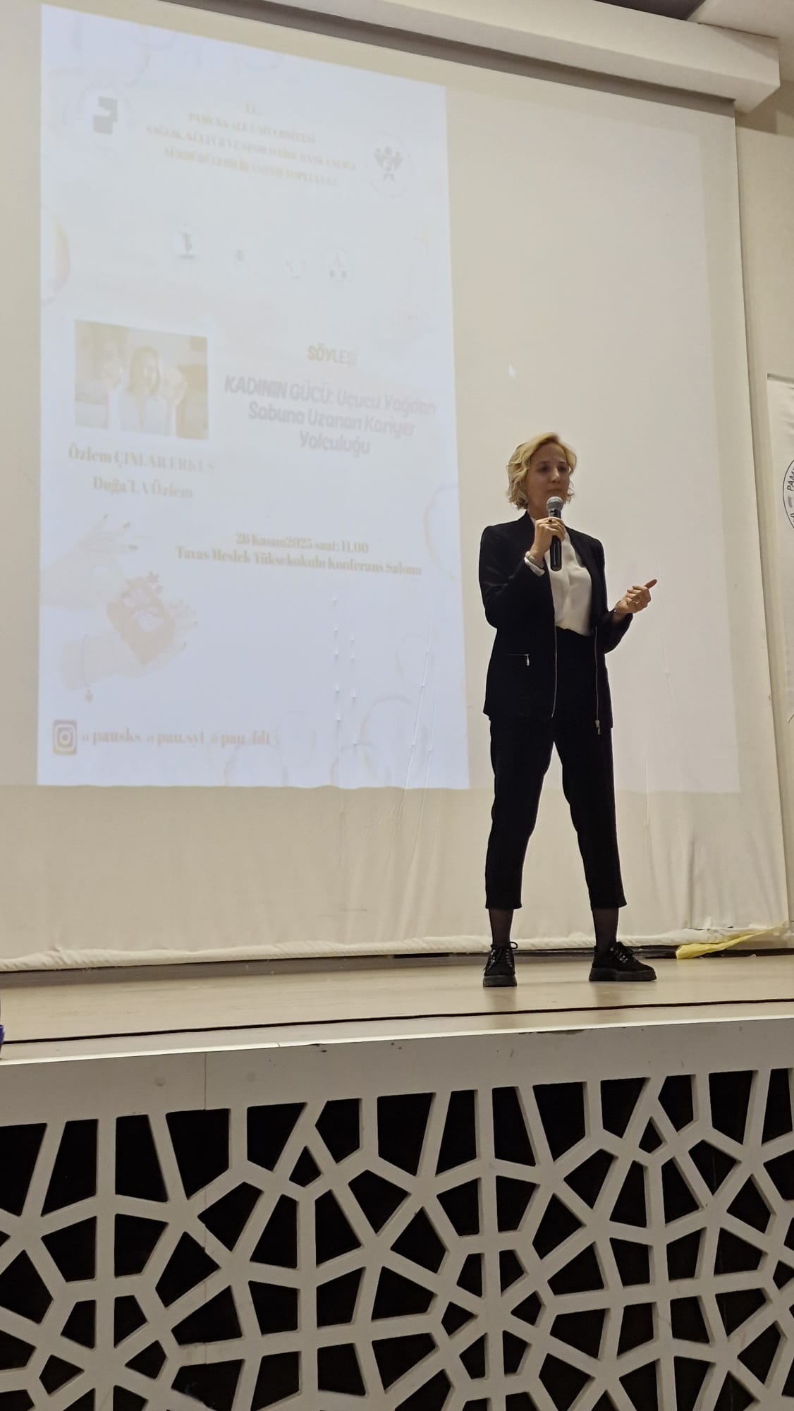 “kadinin-gucu-ucucu-yagdan-sabuna-uzanan-kariyer-yolculugu”-soylesisi-tavas-myo’da-gerceklesti