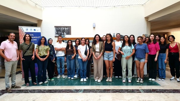 pau-tekstil-muhendisligi-bolumu-oryantasyon-programi-gerceklestirildi