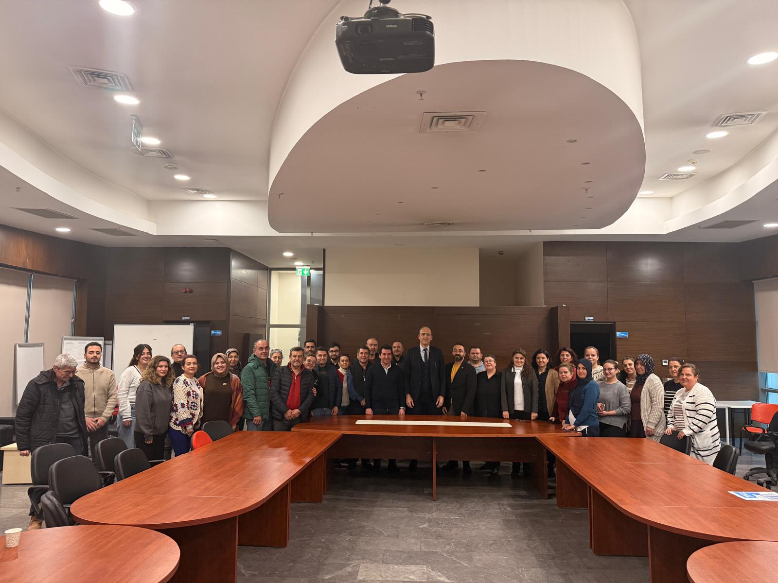 dekanligimiz-idari-personel-ile-yil-sonu-degerlendirme-toplantisinda-bir-araya-geldi