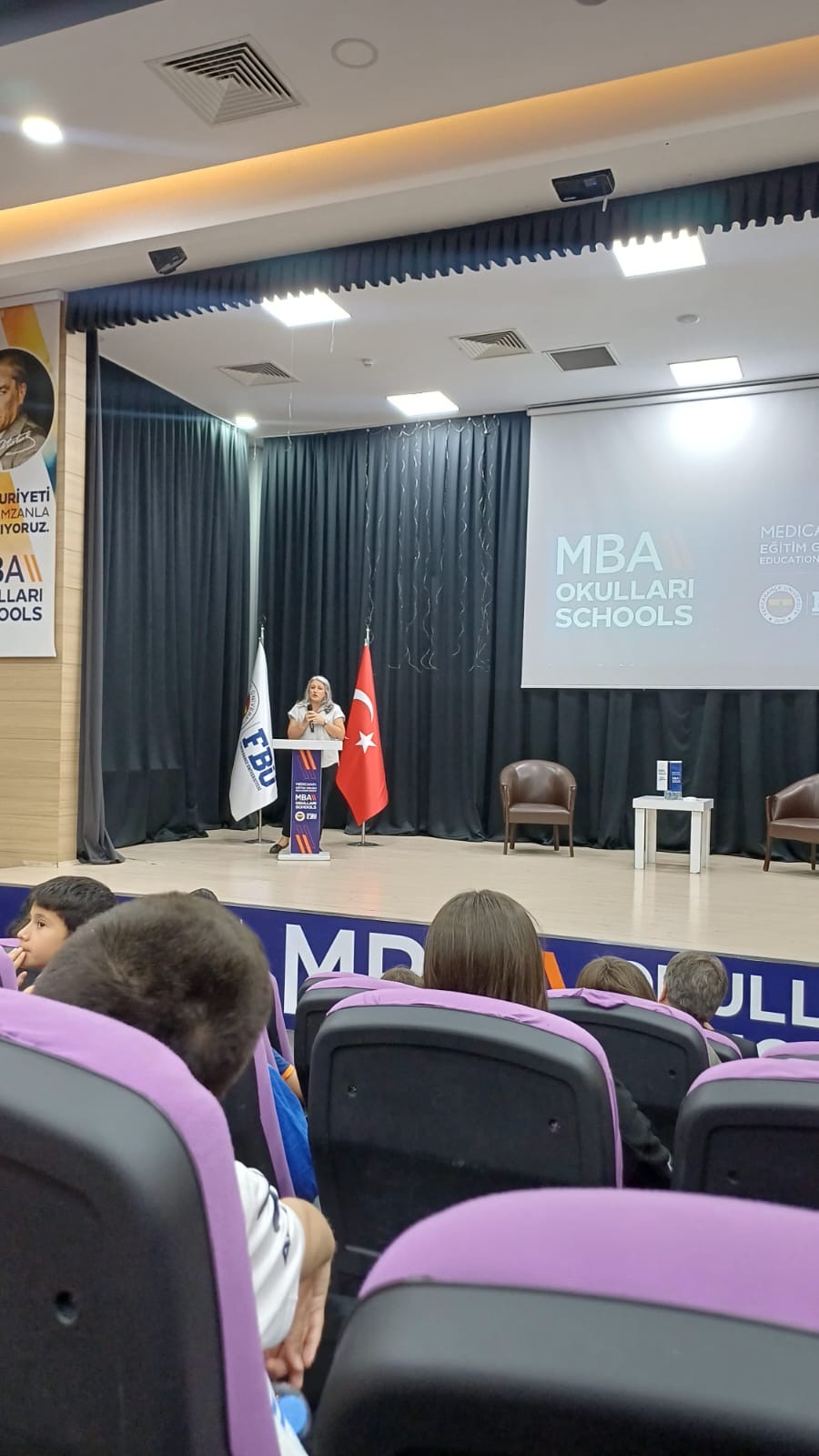 dr-ogr-uyesi-yasemin-aslan’dan-dil-bayrami’nda-anlamli-konusma