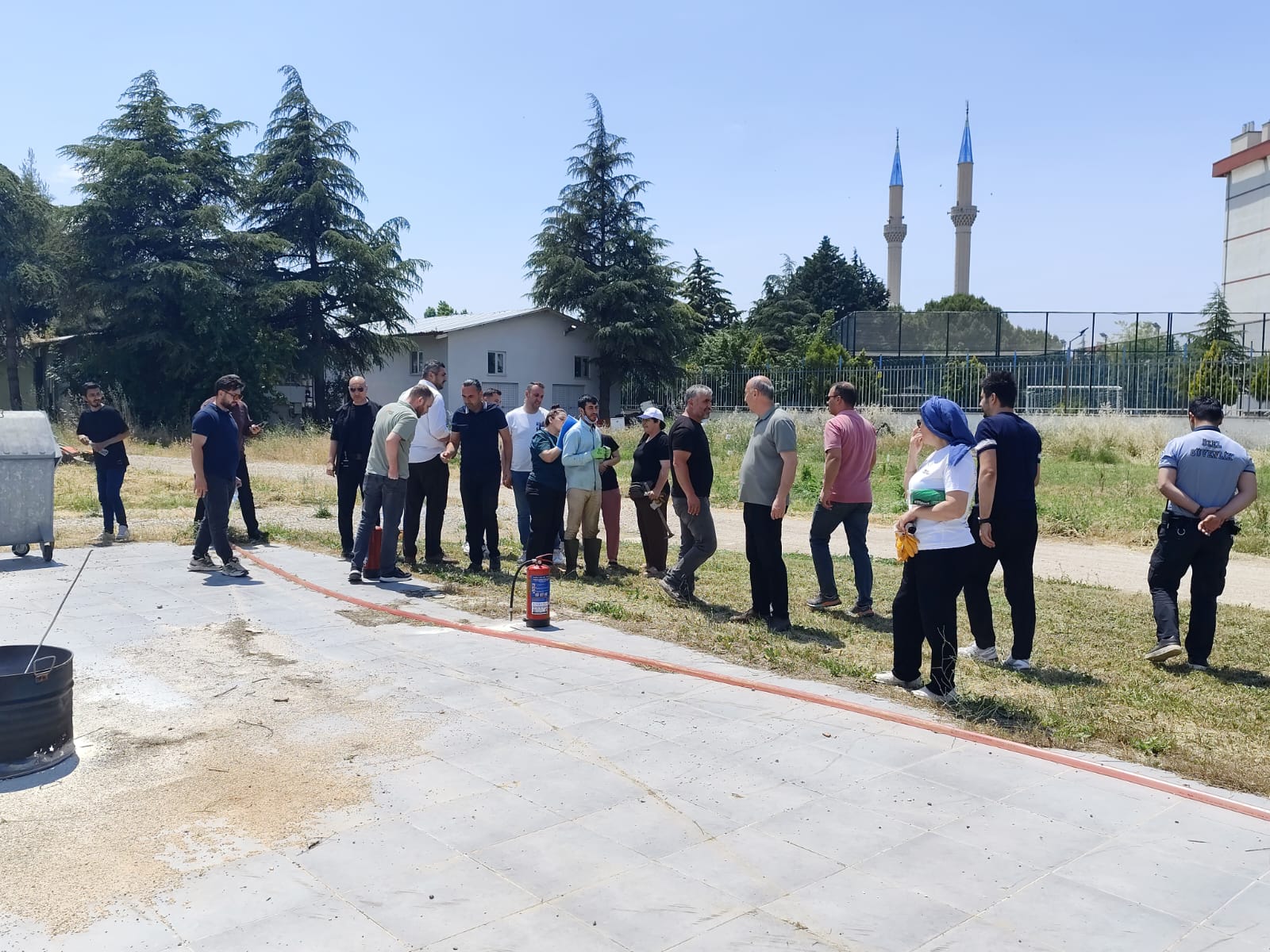 fakultemizde-yangin-sondurme-egitimi
