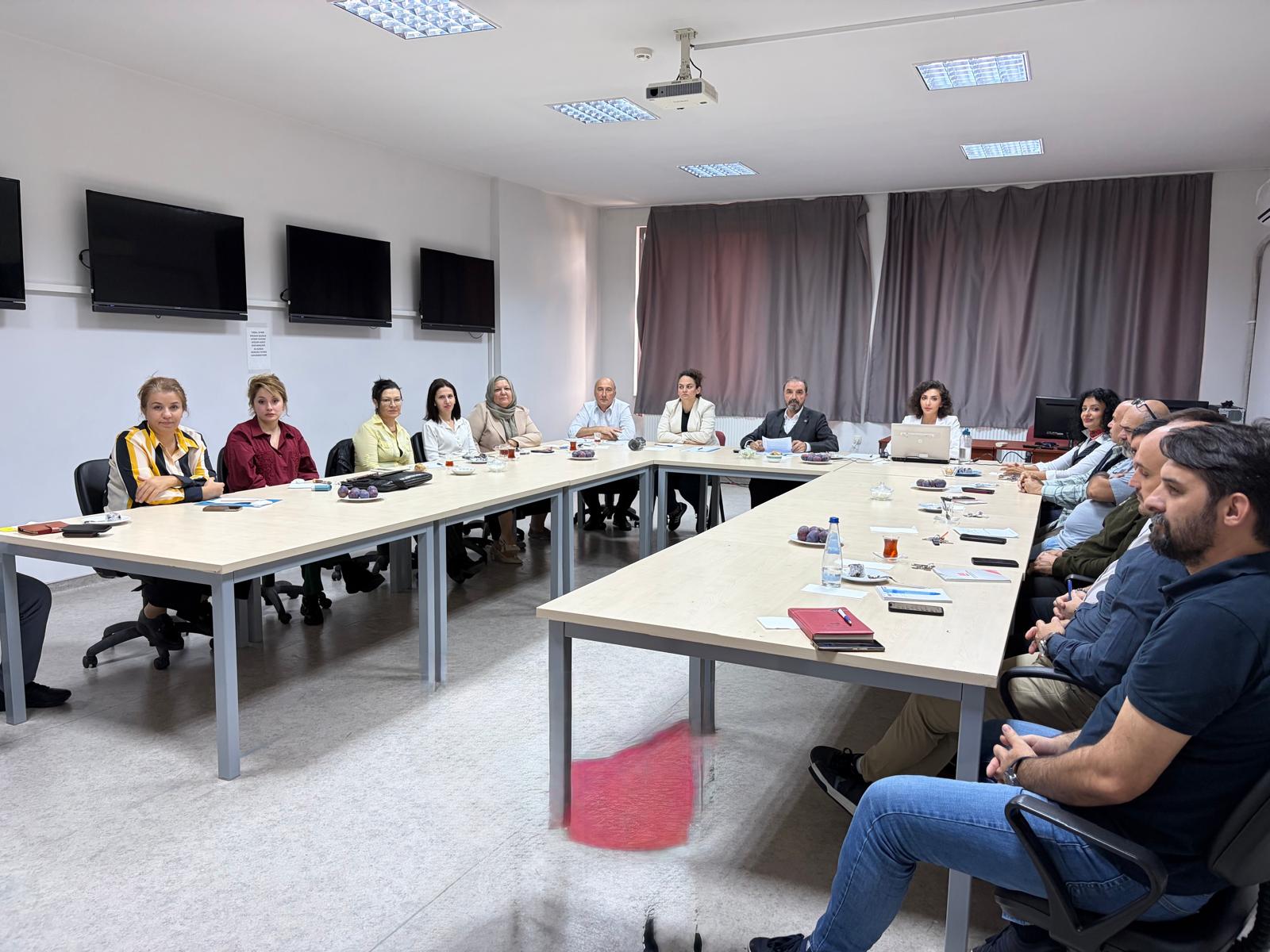 uygulamali-bilimler-fakultesi-akademik-kurul-toplantisi-gerceklestirildi