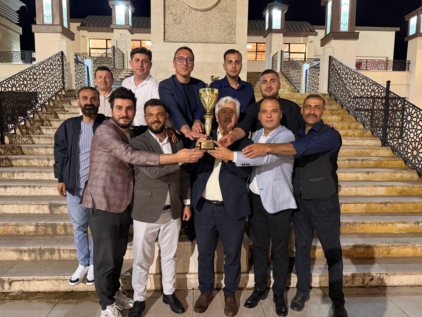 ziraat-fakultesi-personelimiz-voleybolda-namaglup-sampiyon