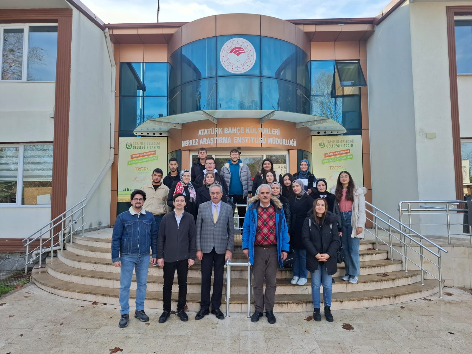 bahce-bitkileri-bolumu-ogrencilerimizden-yalovaya-teknik-gezi