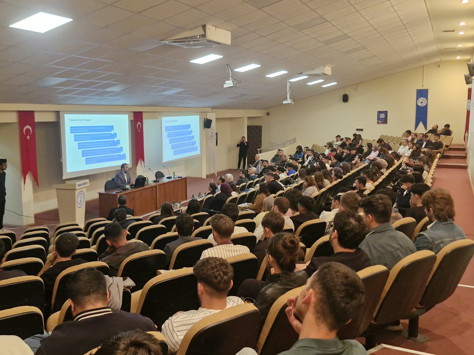 fakultemizde-2026-2027-egitim-ogretim-yili-acilis-dersi-gerceklestirildi